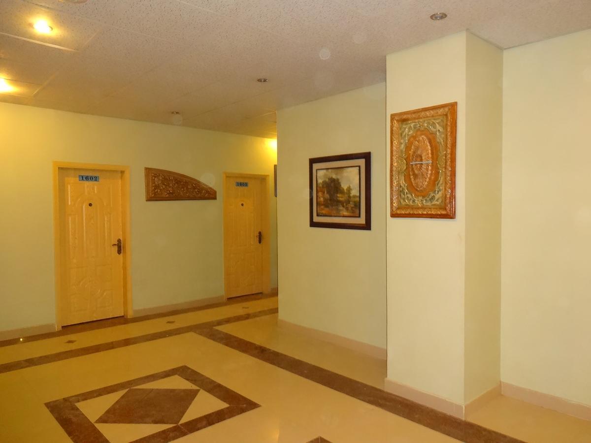 Hotel Sky Towers Karachi Exterior foto